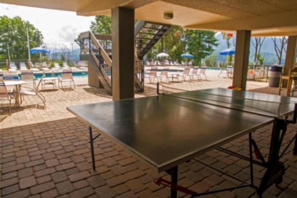 Mountain Springs Chalet Гатлинбург Экстерьер фото